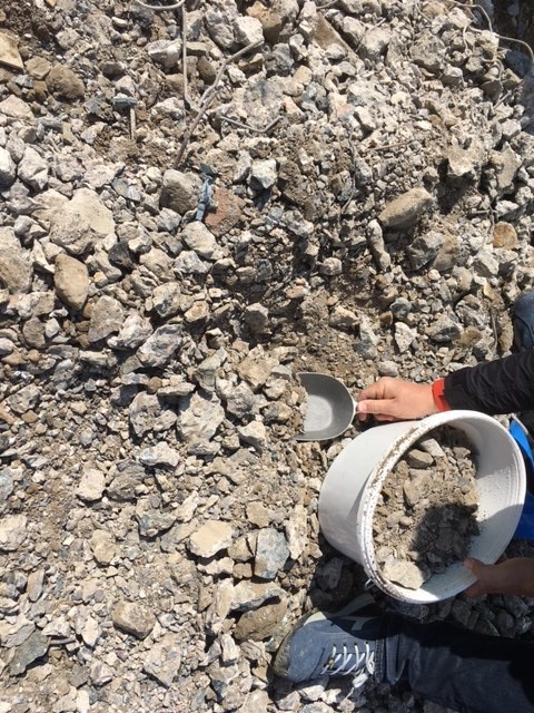 Crushed concrete output material 0-63mm sampled by hand